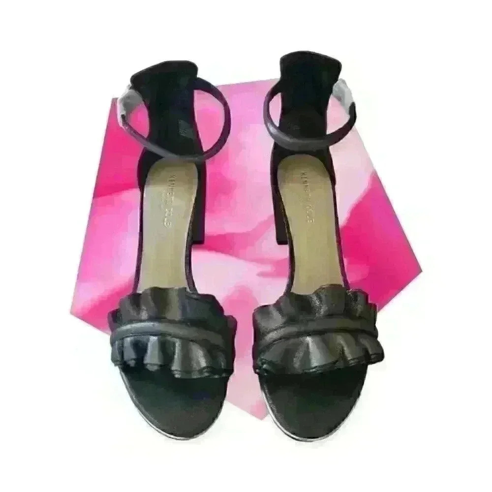 Kenneth Cole REACTION Women's Rise Ruffle Dress Sandal Size 9.5